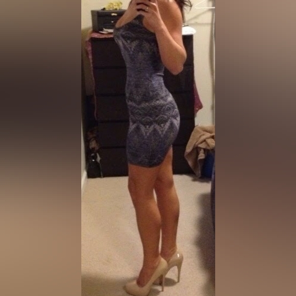 Guess by Marciano - Picture 1 of 6